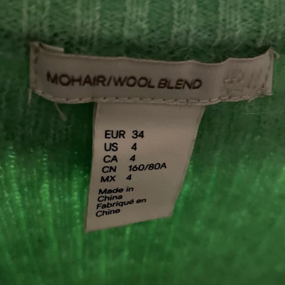 Sweater - Picture 3 of 3